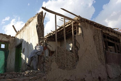UN ready to support quake-hit Afghanistan and Pakistan - ảnh 1